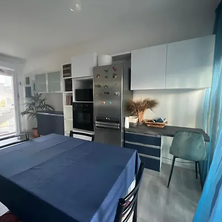 Casa Azzurra דירה *